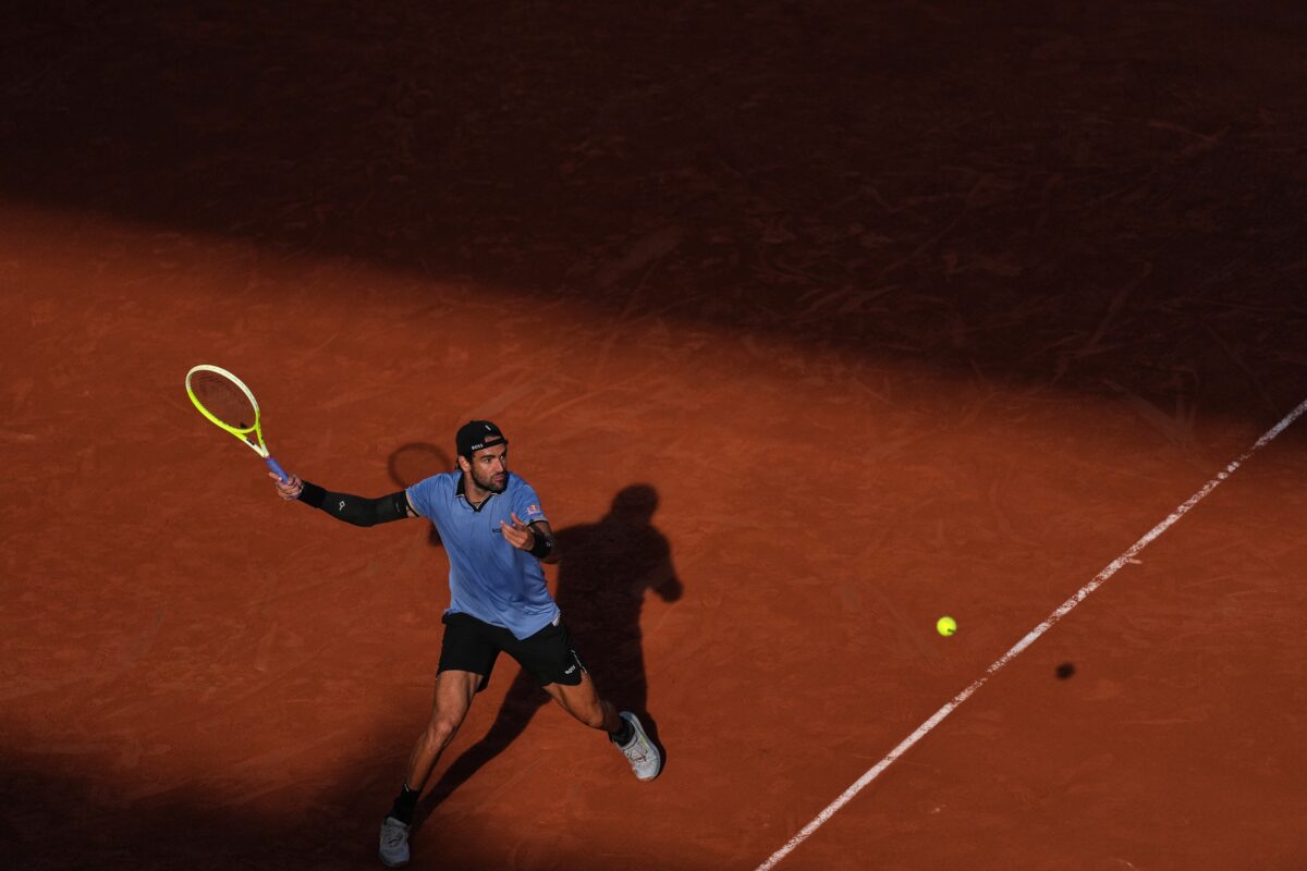 Roland Garros, Berrettini also reaches the quarterfinals: Cerundolo loses in three sets
