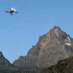 Mountains: Climber Struck by Lightning on Dente del Gigante; Rescue Efforts Halted Due to Bad Weather