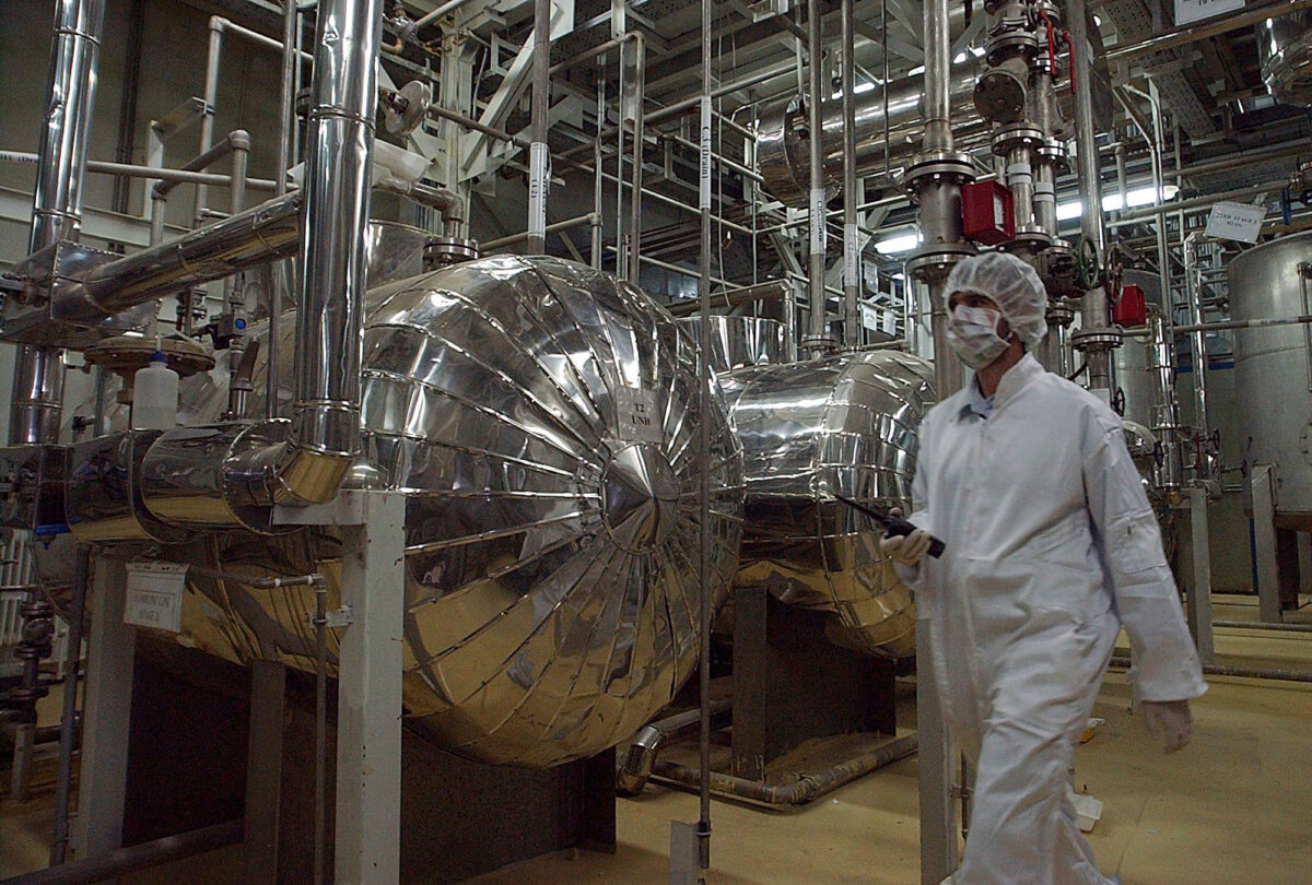 Iran, Pasdaran: ‘No agreement reached on enriched uranium transfer’