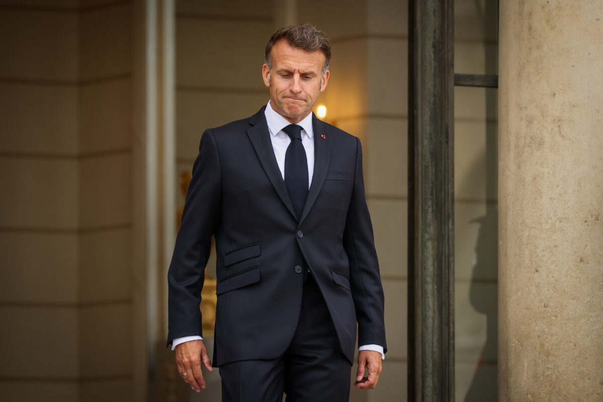 Ukraine: Macron says handing over Donbass is not on the table