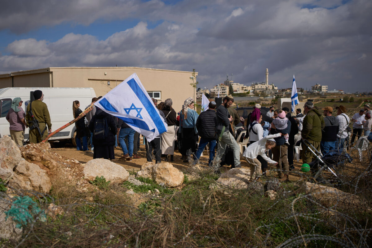 West Bank: 9 injured in attack by Israeli settlers south of Nablus