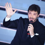 Sanremo: De Martino announces the dates for the 2027 festival – 16 to 20 February