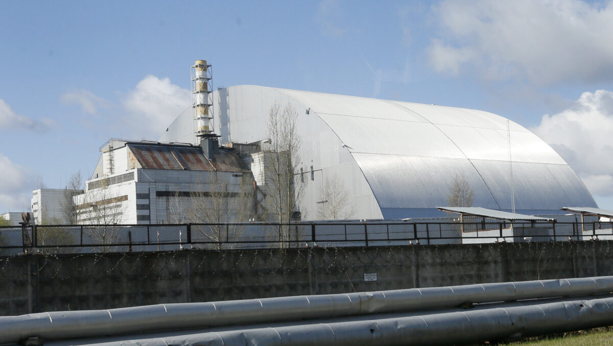 Russian drone strikes Chernobyl waste storage facility, radiation levels within limits Russian drone strikes Chernobyl waste storage facility, radiation levels within limits
