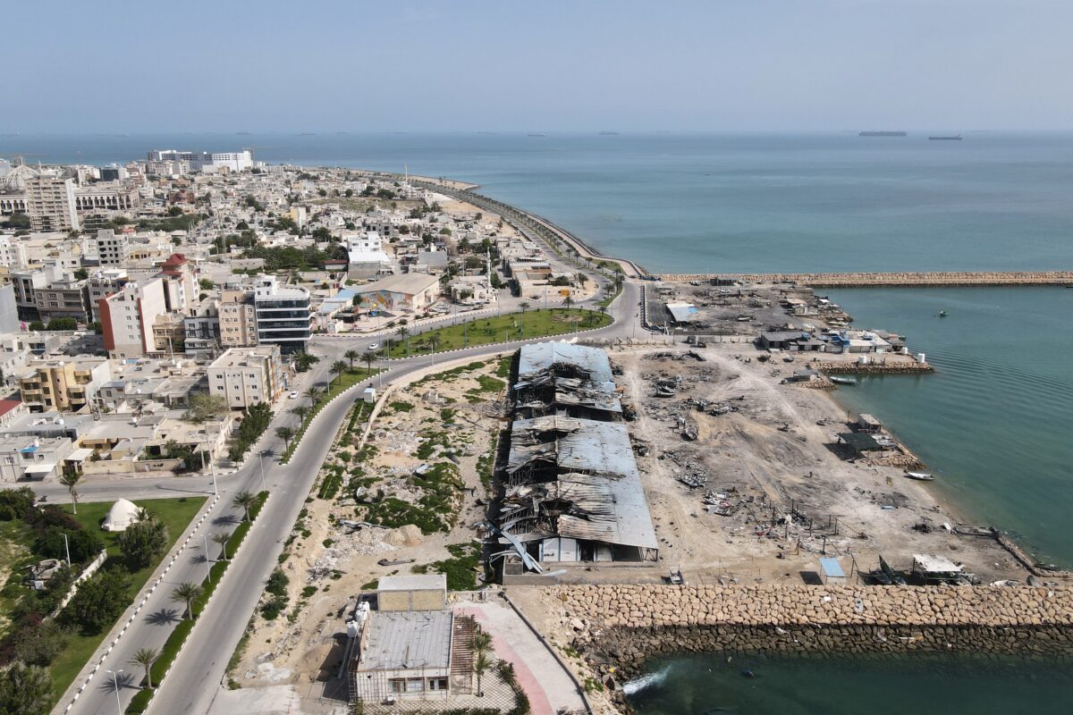 Iran, US: “Self-defense attacks against several military sites completed”