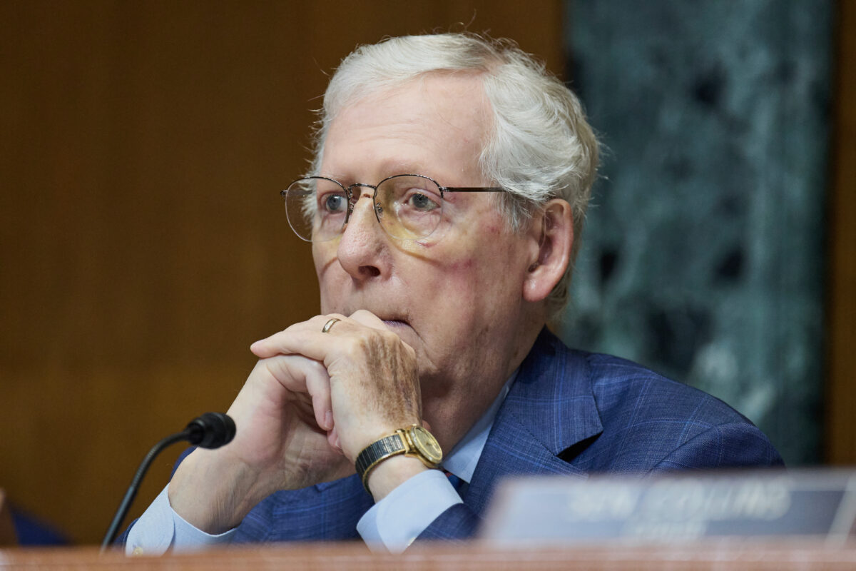 US Republican Senator Mitch McConnell has been admitted to hospital US Republican Senator Mitch McConnell has been admitted to hospital