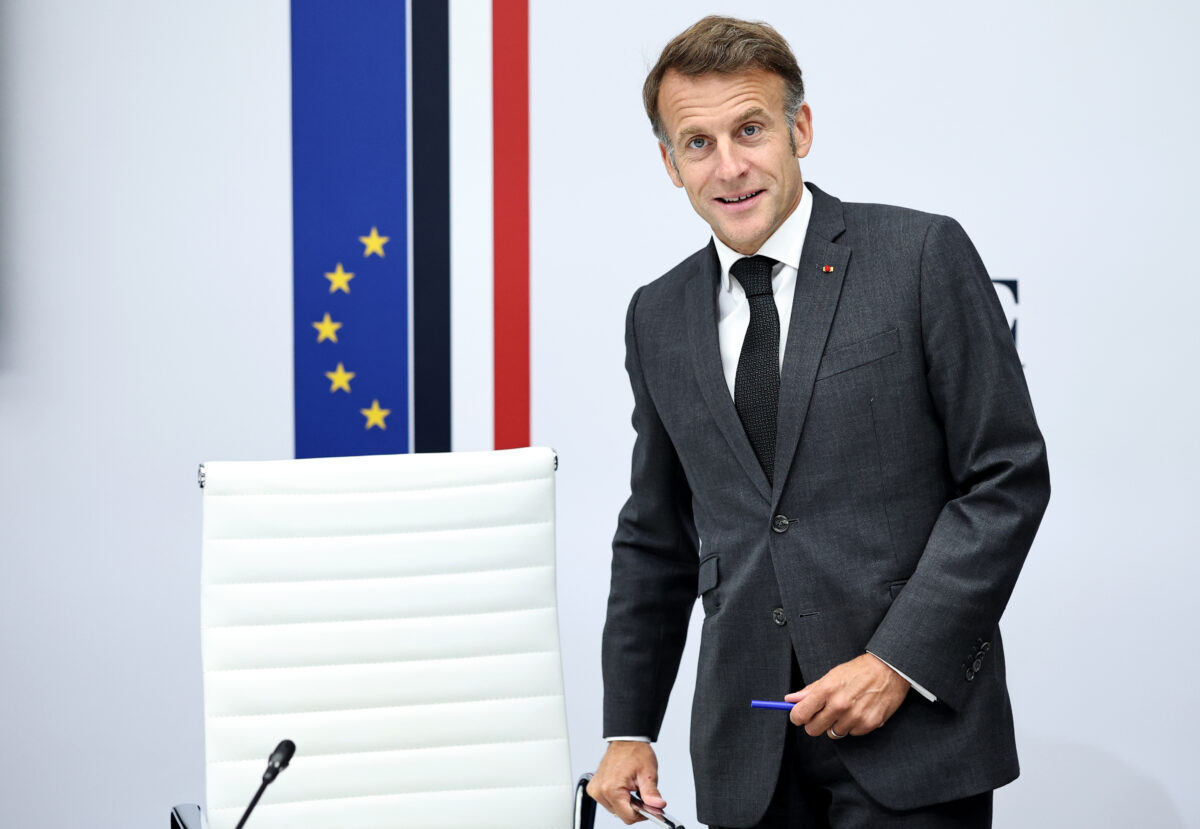 France, Macron: ‘We will close social media accounts belonging to under-15s by the end of the year’