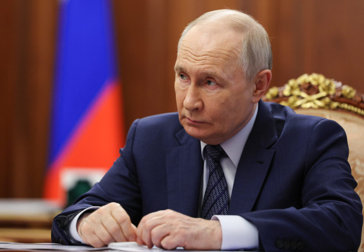 Ukraine, Kremlin: ‘Does Zelensky want to meet Putin? Let him come to Moscow’ Ukraine, Kremlin: ‘Does Zelensky want to meet Putin? Let him come to Moscow’