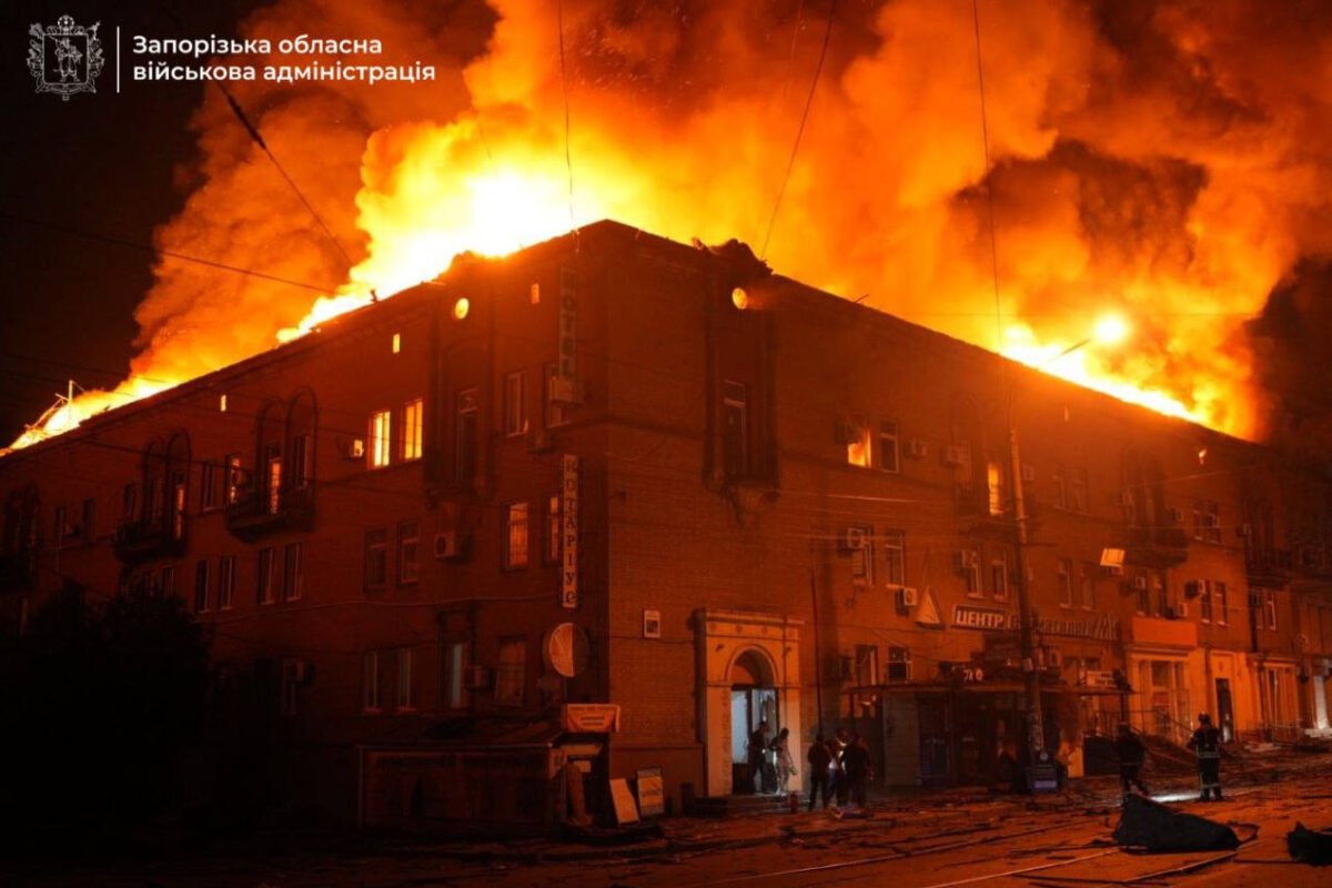 Ukraine: Kyiv Reports One Dead and Seven Injured After Russian Raid on Zaporizhzhia