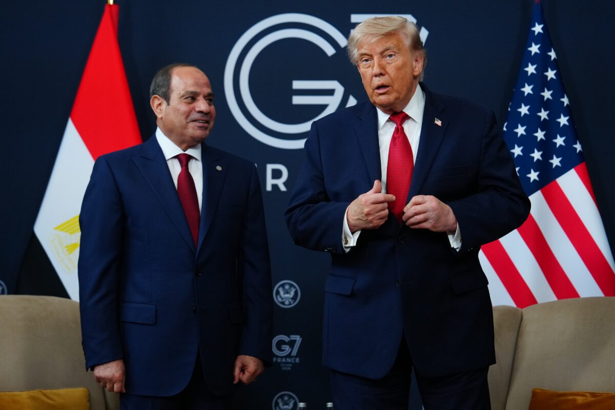 Iran, Trump: “If they don’t behave, we’ll start bombing them again”