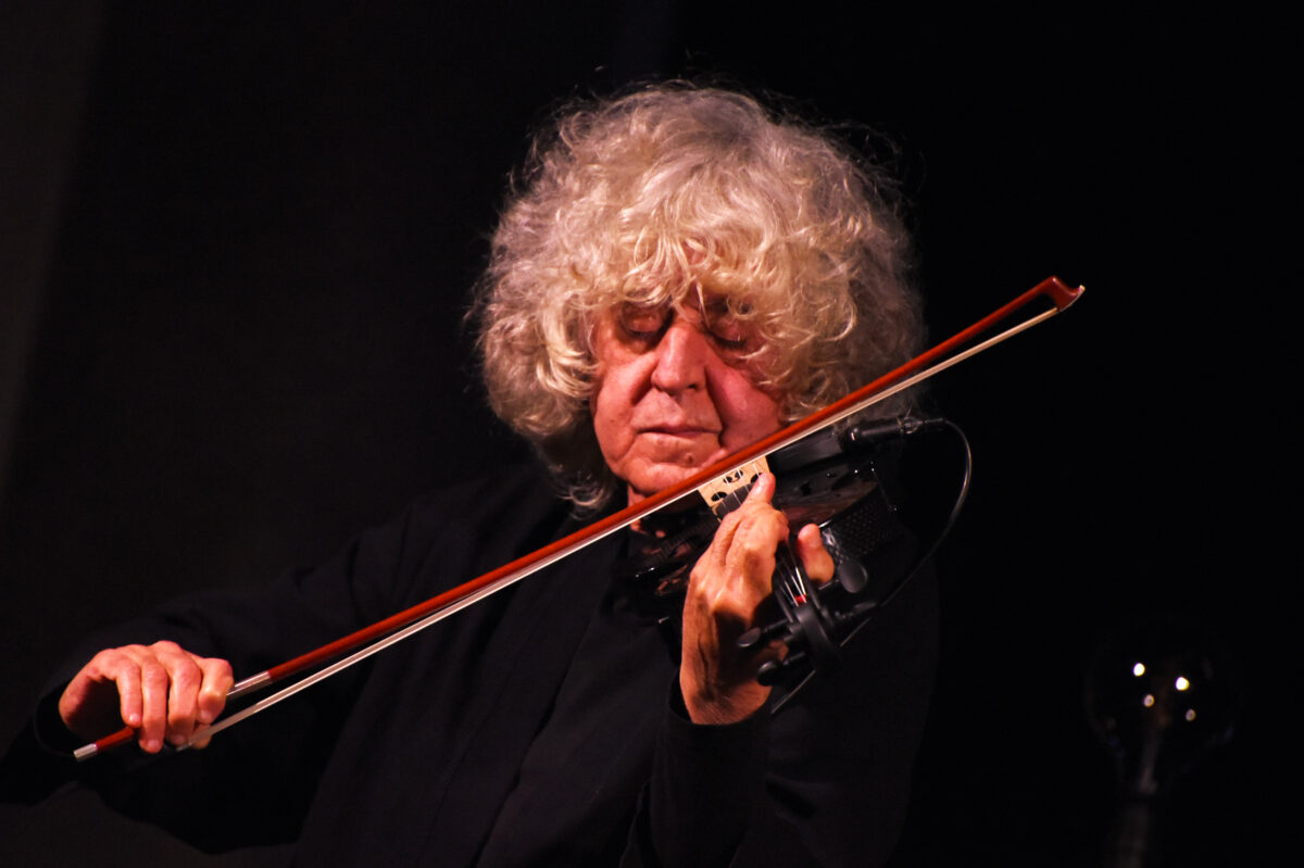 Music: Angelo Branduardi concert in Paris