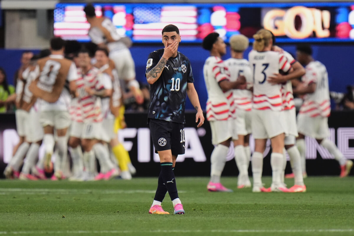2026 World Cup: Almiron speaks and covers his mouth; referee applies new rule and sends him off 2026 World Cup: Almiron speaks and covers his mouth; referee applies new rule and sends him off