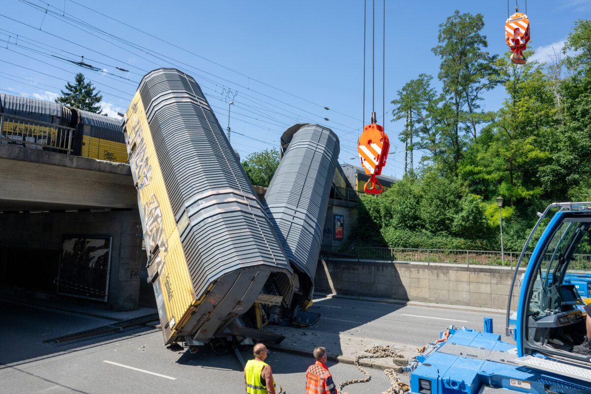 Germany, freight train collision in Munich: one dead