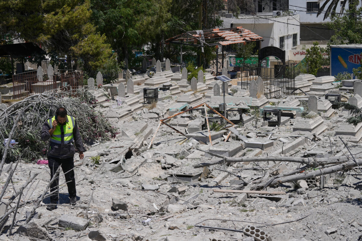Lebanon: IDF commander says objective in the south remains clear and unchanged