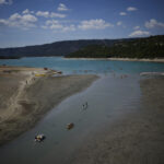 France: heatwave leaves at least 13 dead from drowning