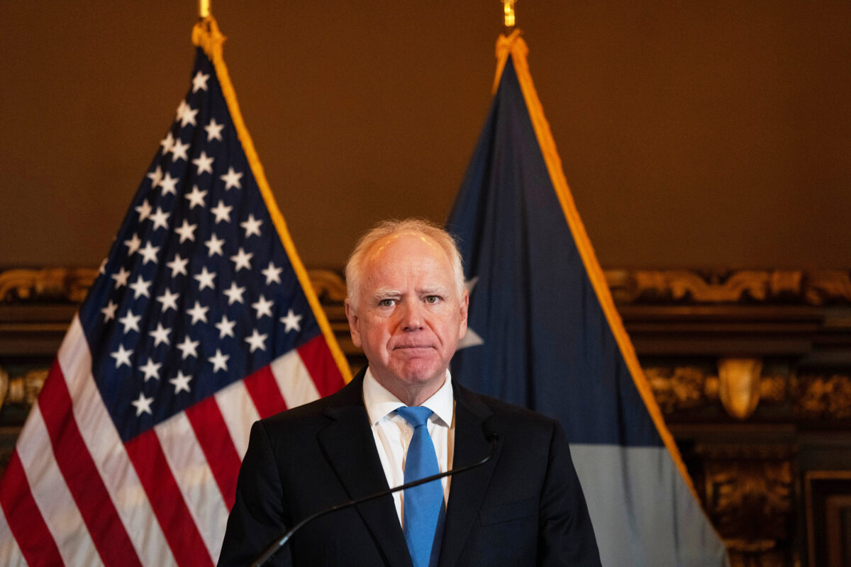 US: Judge dismisses summons against Minnesota Governor Walz US: Judge dismisses summons against Minnesota Governor Walz