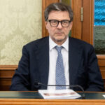 Fuel, Giorgetti: “If the lull continues, there will be no extension to the excise duty cut”