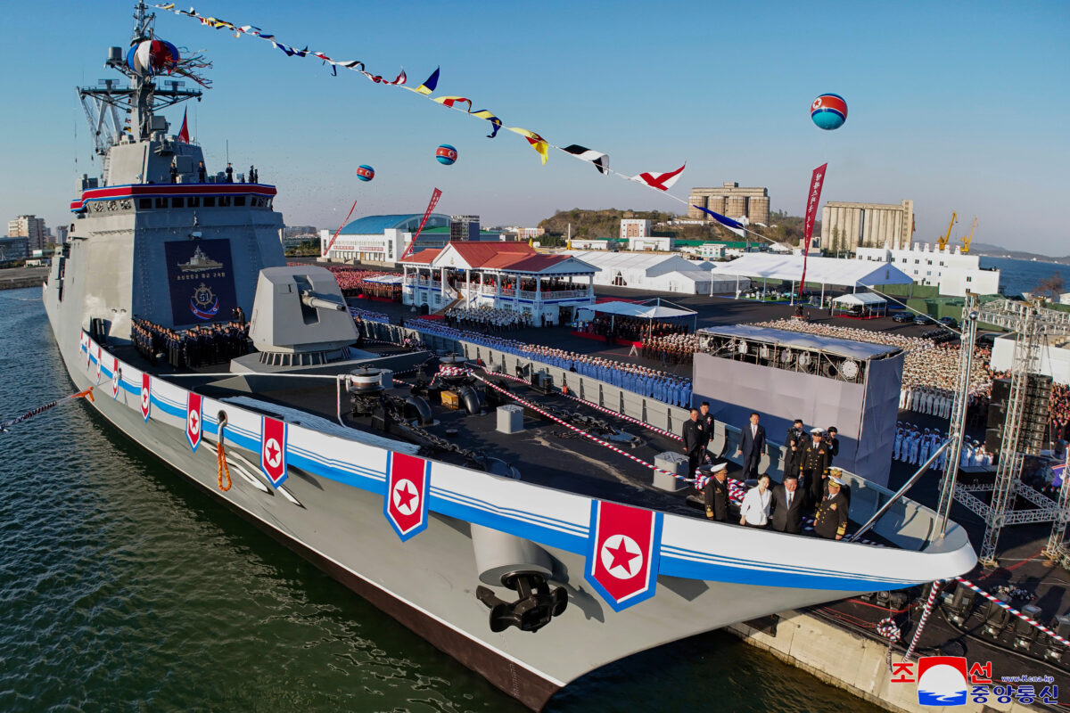 North Korea: Pyongyang commissions a 5,000-tonne destroyer North Korea: Pyongyang commissions a 5,000-tonne destroyer