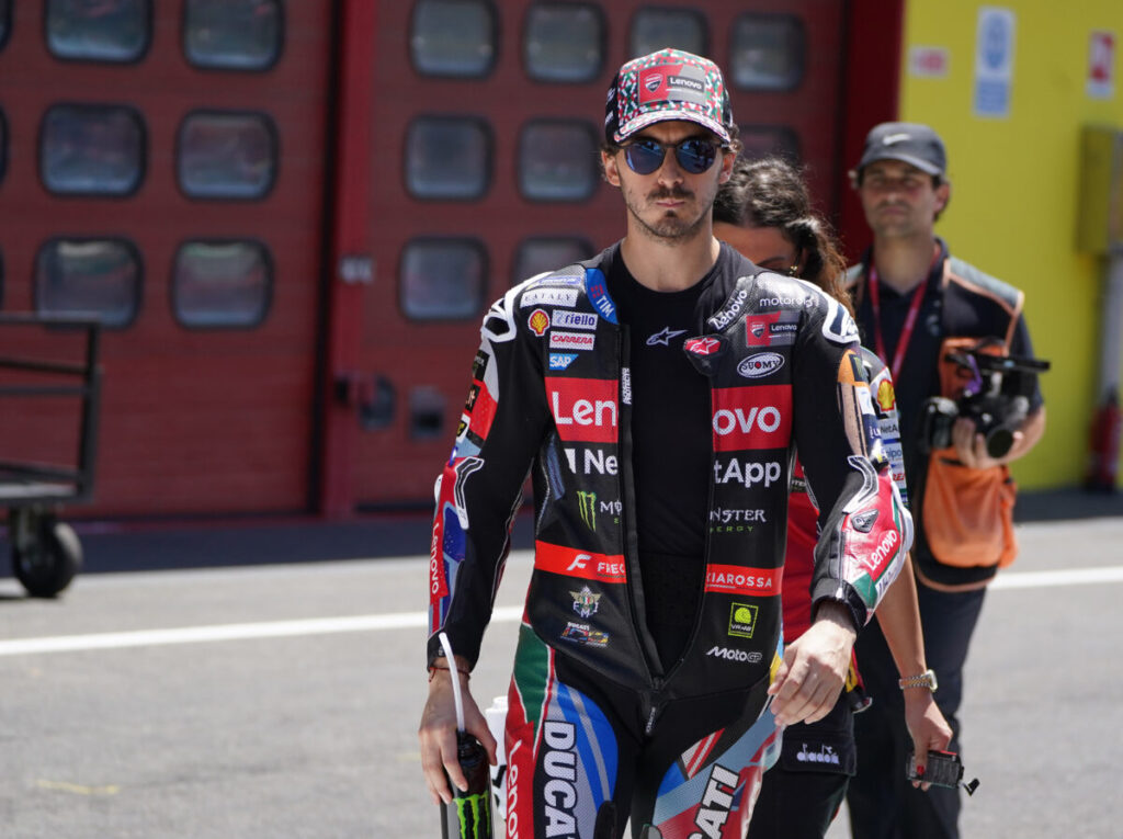 MotoGP, Ducati confirms Bagnaia departure at end of season: “An emotional journey together”