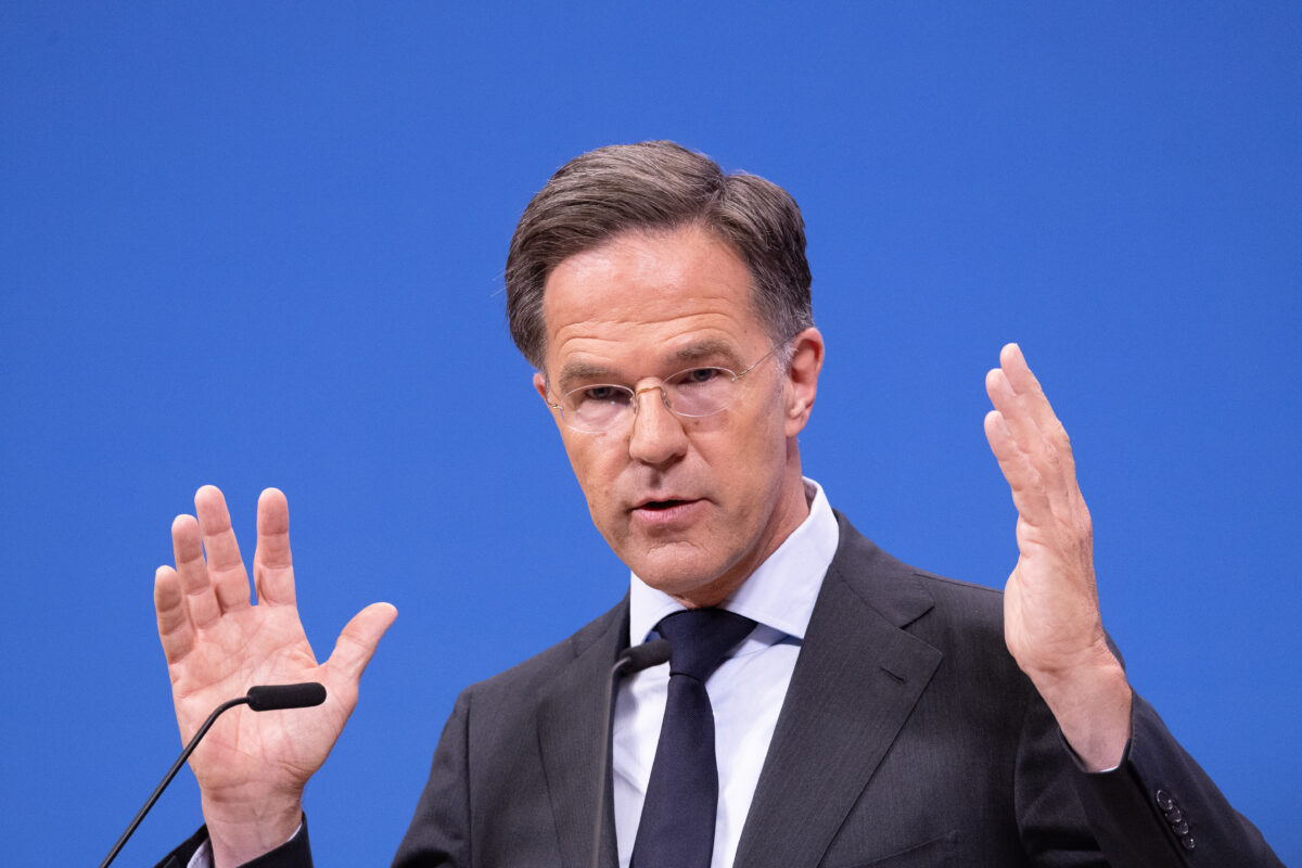 Iran, Rutte: “500 US aircraft departed from bases in Italy in support of ‘Epic Fury’”