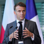 Ukraine, Macron: ‘Russian oil tanker intercepted off the coast of Sicily’