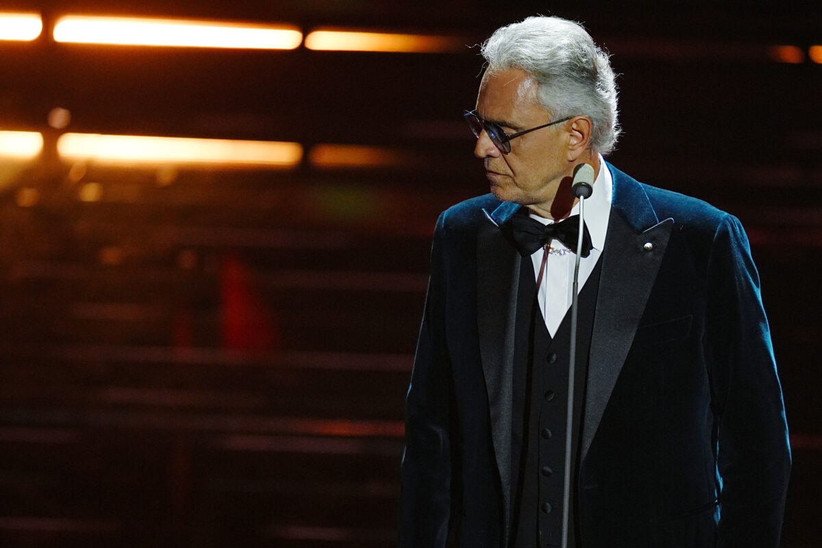Lucca: Burglary at a villa belonging to Bocelli in Forte dei Marmi; haul of 500,000 euros