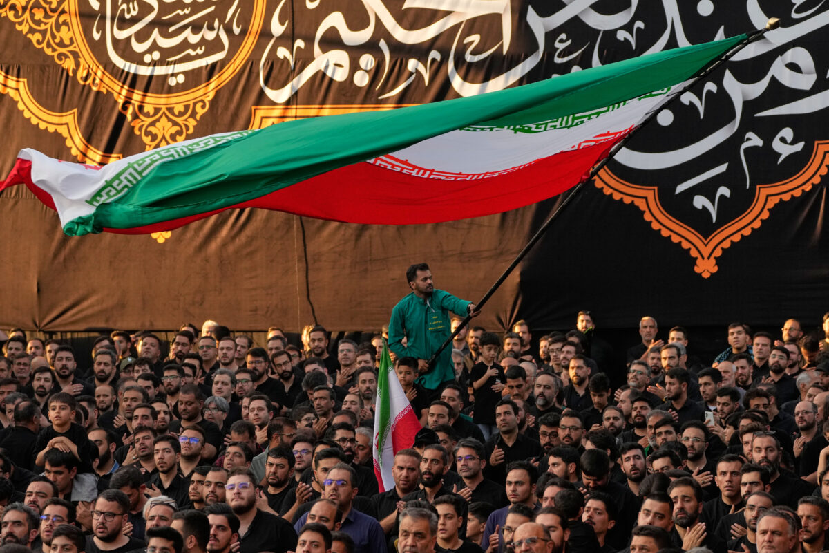 Iran, Tehran to Italy: “Technical and logistical support for the aggressors amounts to contributing to the war”