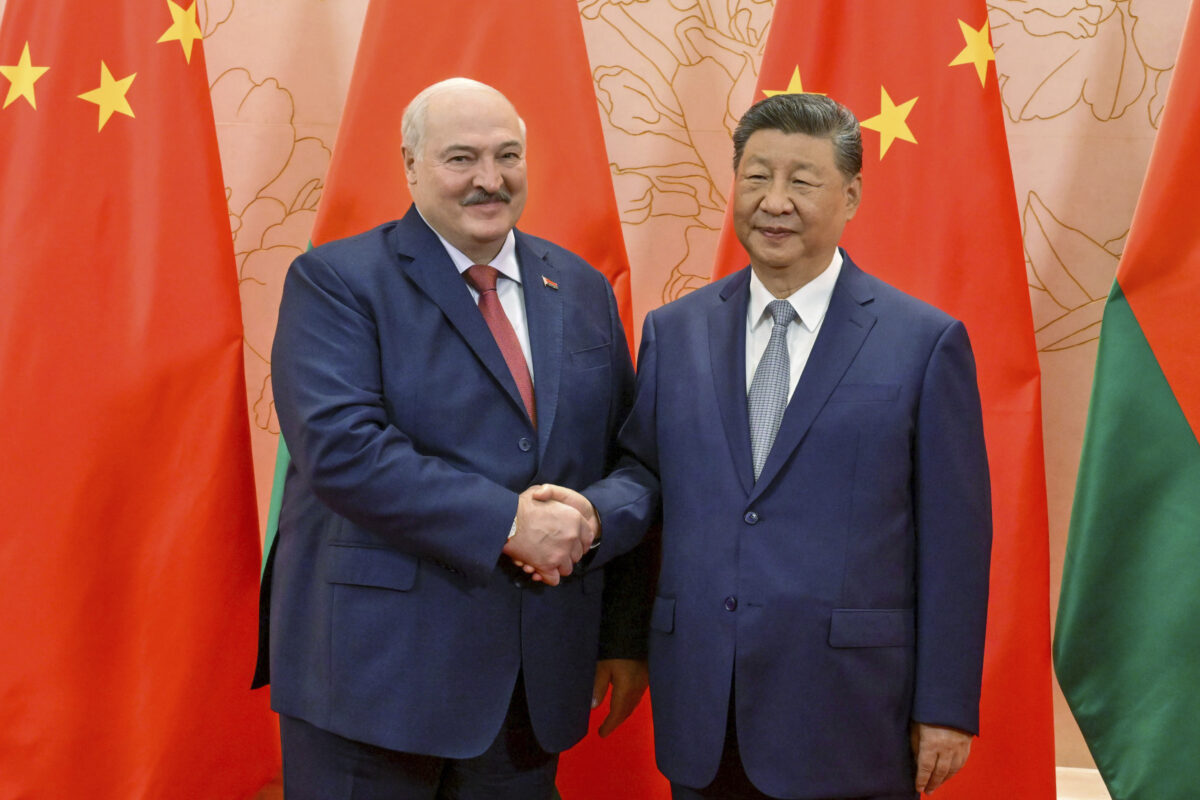 Xi Jinping receives Lukashenko: ‘Belarus is a strategic partner’