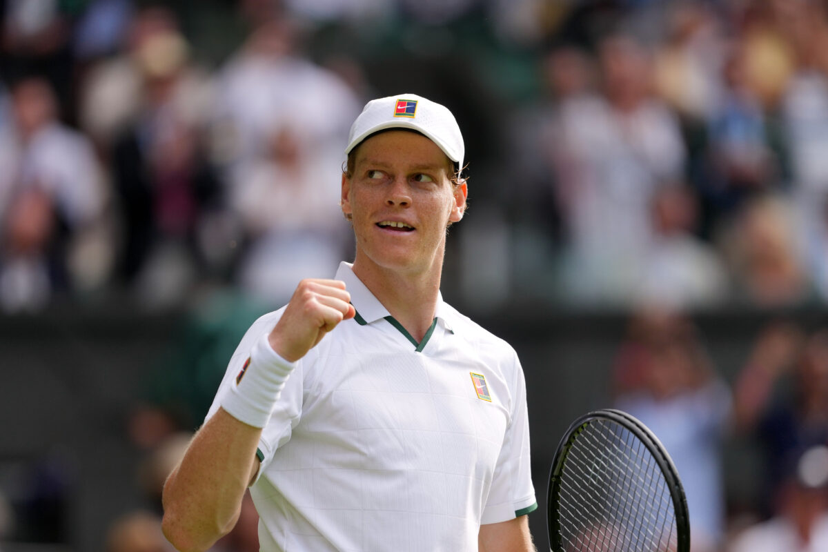 Wimbledon, Sinner struggles on debut but wins: Kecmanović beaten in the 5th set