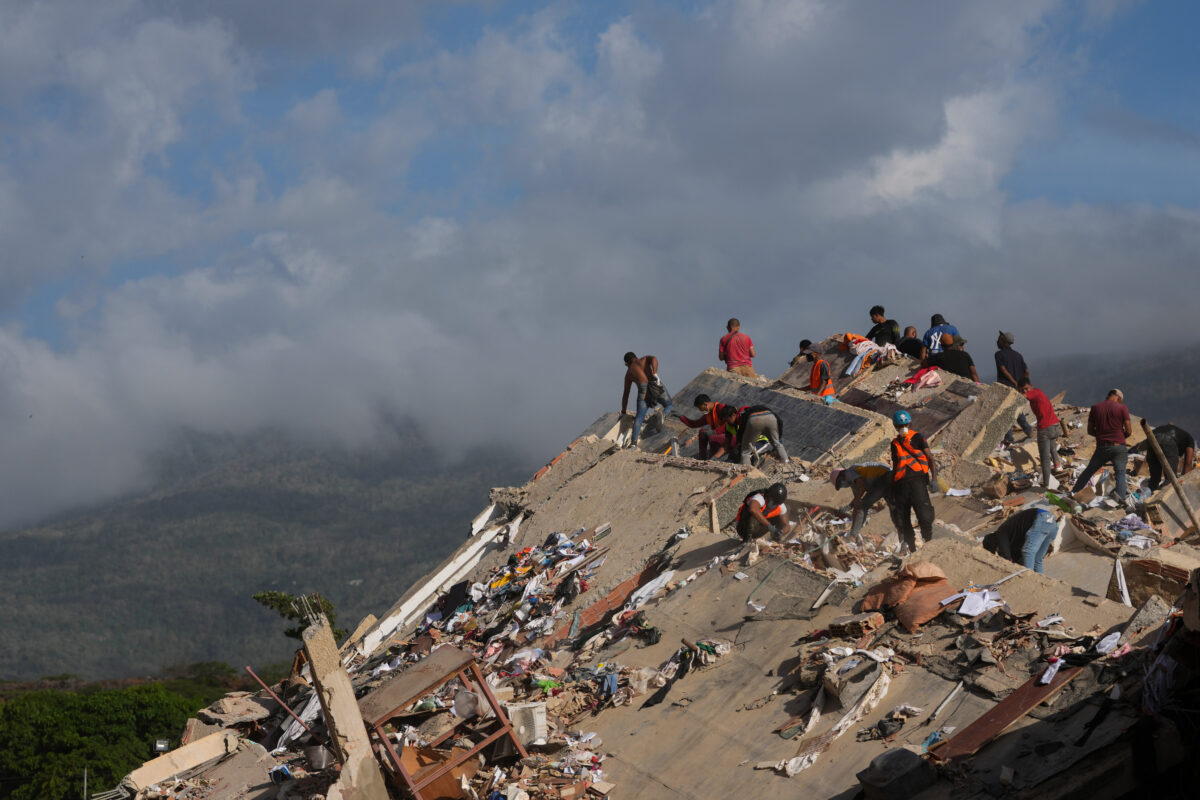 Venezuela: Earthquake death toll rises to 1,943, with over 10,000 injured
