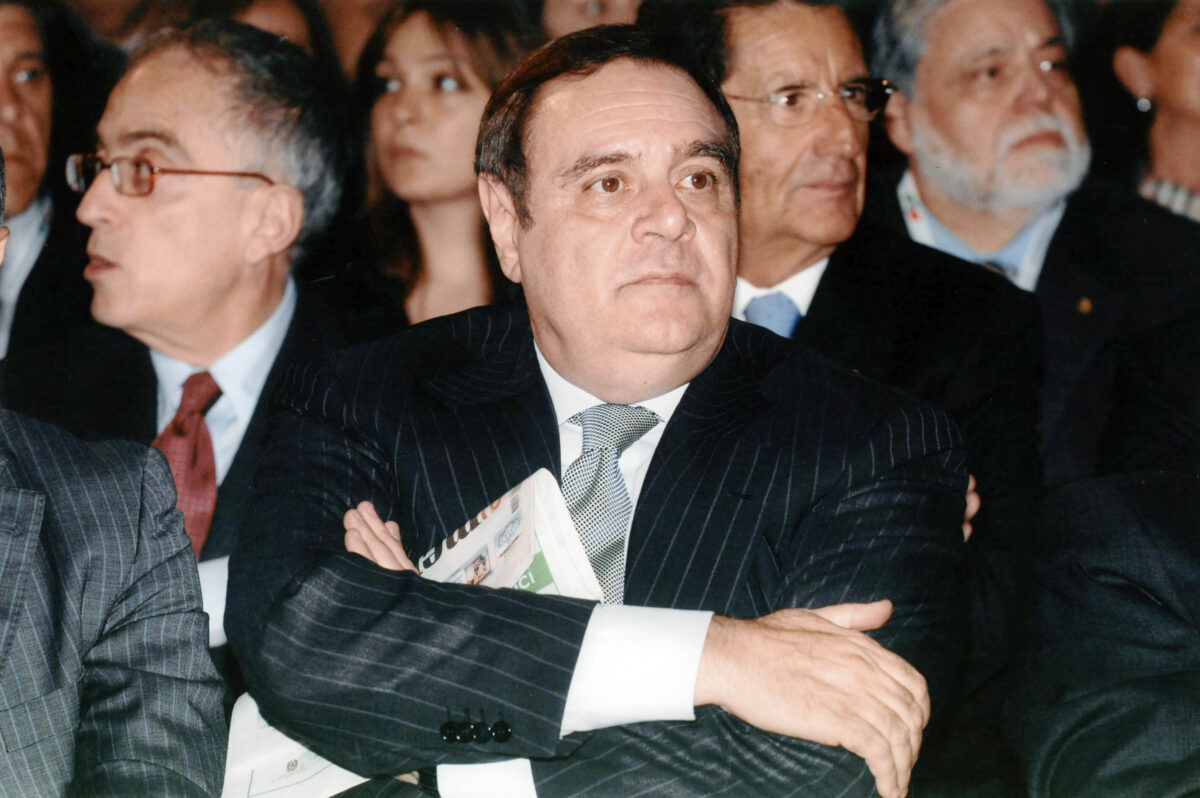 Benevento: Mayor Mastella’s announcement in church: “I’m ill, I hope I’ll pull through”