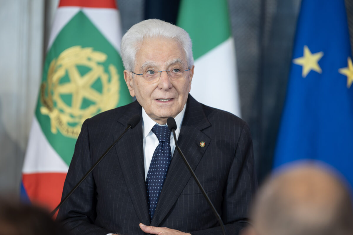 Italy-US: Mattarella pays tribute to Fulbright: “Peace and respect to strengthen relations” Italy-US: Mattarella pays tribute to Fulbright: “Peace and respect to strengthen relations”