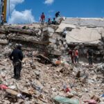 Venezuela: Man trapped under rubble for eight days pulled out alive