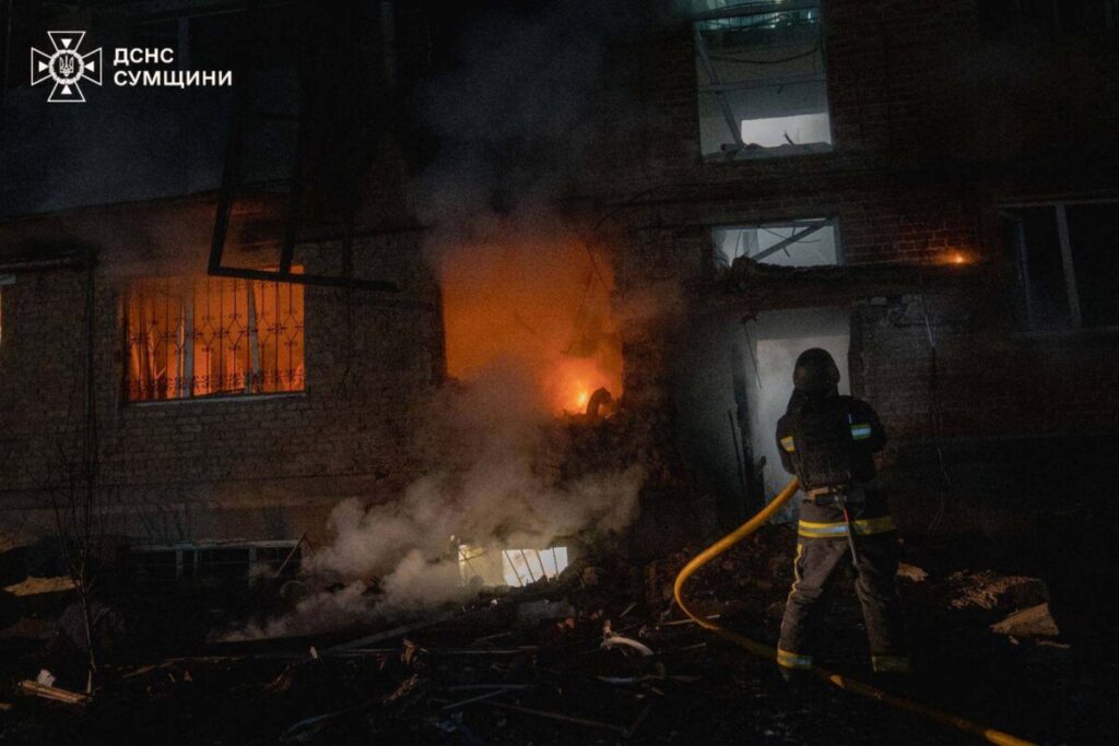 Ukraine: Drone Strikes Apartment Building in Sumy, Killing 4 Including a 1-Year-Old Girl