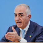 Iran, Reza Pahlavi: “The country does not mourn Khamenei but the 40,000 massacred”
