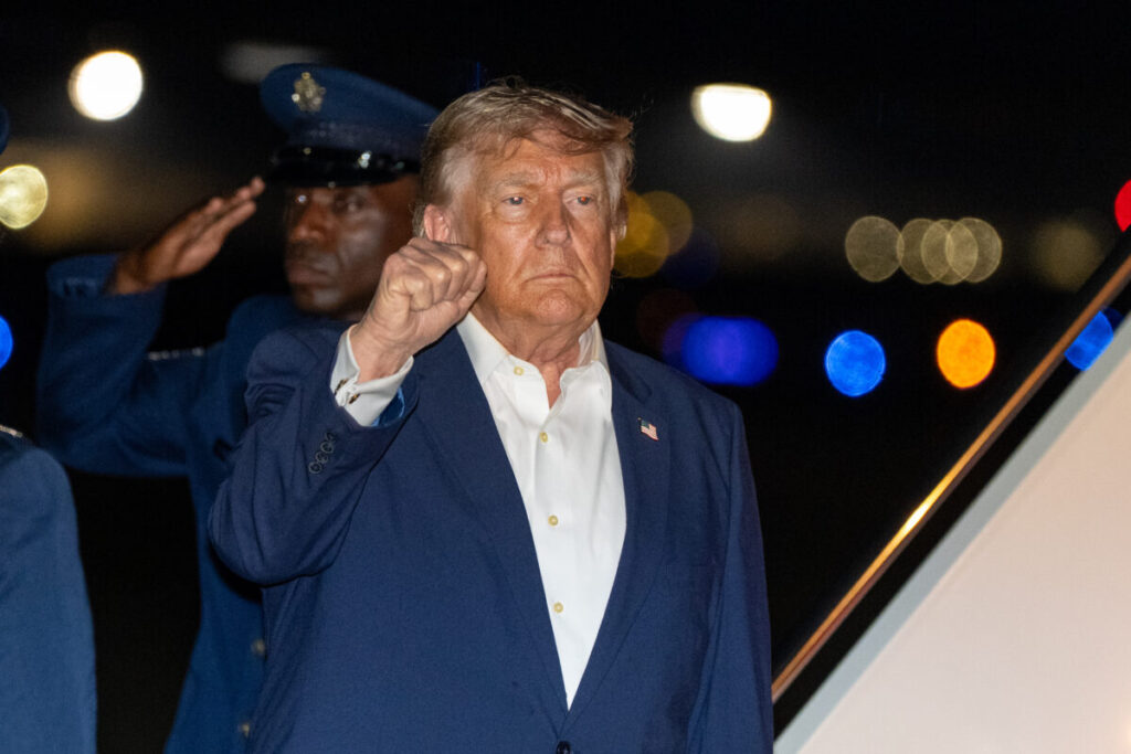 Iran, Trump: “We could hit Khamenei at the funeral, but then no one to negotiate with.”