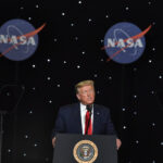 Trump welcomes astronauts for 4 July celebrations: “We’re going to Mars”