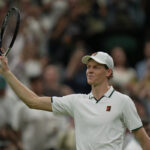 Wimbledon: Sinner beats Mochzuki and storms into the quarter-finals