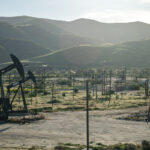 Iran: US revokes licence for Tehran’s oil sales