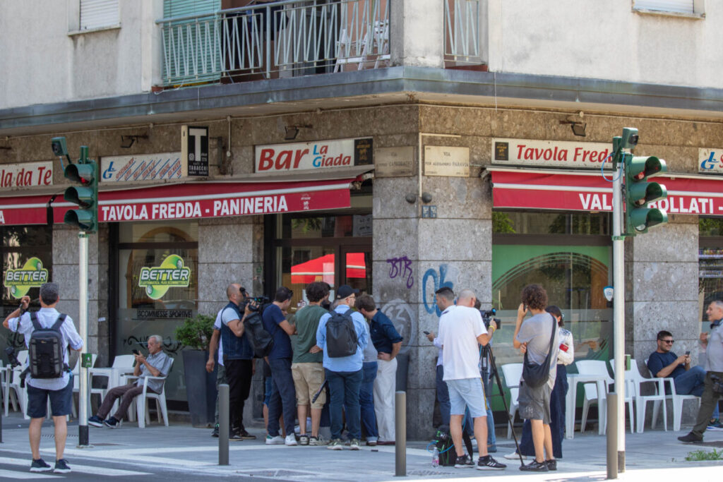Milan: Stabbing outside a bar; 22-year-old remains in custody