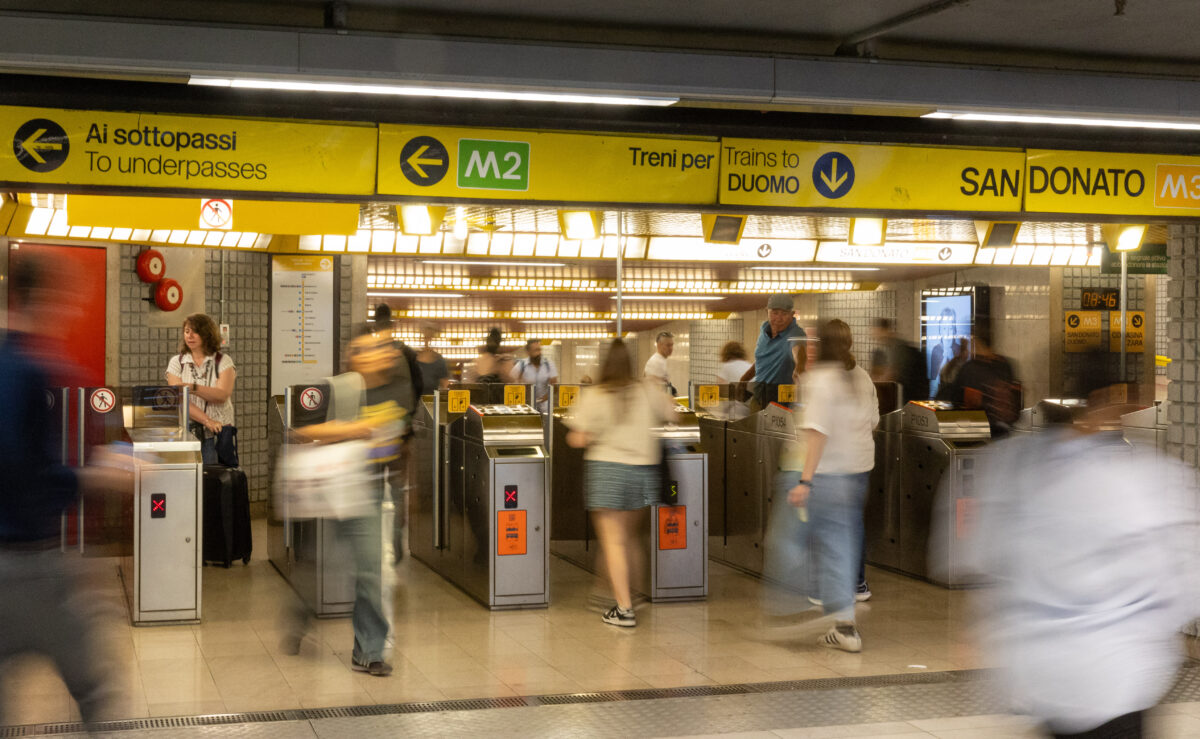 Milan: 23-year-old attacked on the Duomo metro: “What are you looking at? I’m a man and a Muslim” Milan: 23-year-old attacked on the Duomo metro: “What are you looking at? I’m a man and a Muslim”