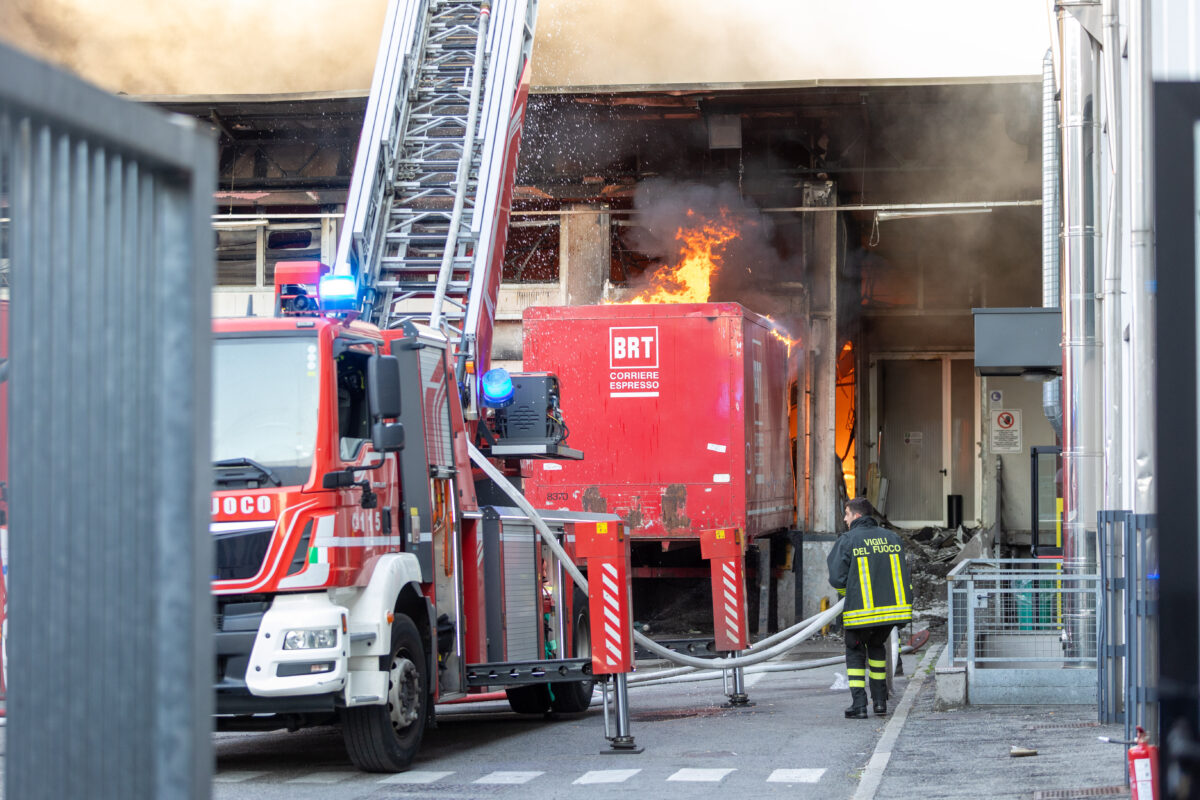 Milan: Fire at BRT depot; Public Prosecutor’s Office opens an investigation into arson Milan: Fire at BRT depot; Public Prosecutor’s Office opens an investigation into arson