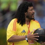 Football: links to Escobar; Higuita’s villa seized in Colombia