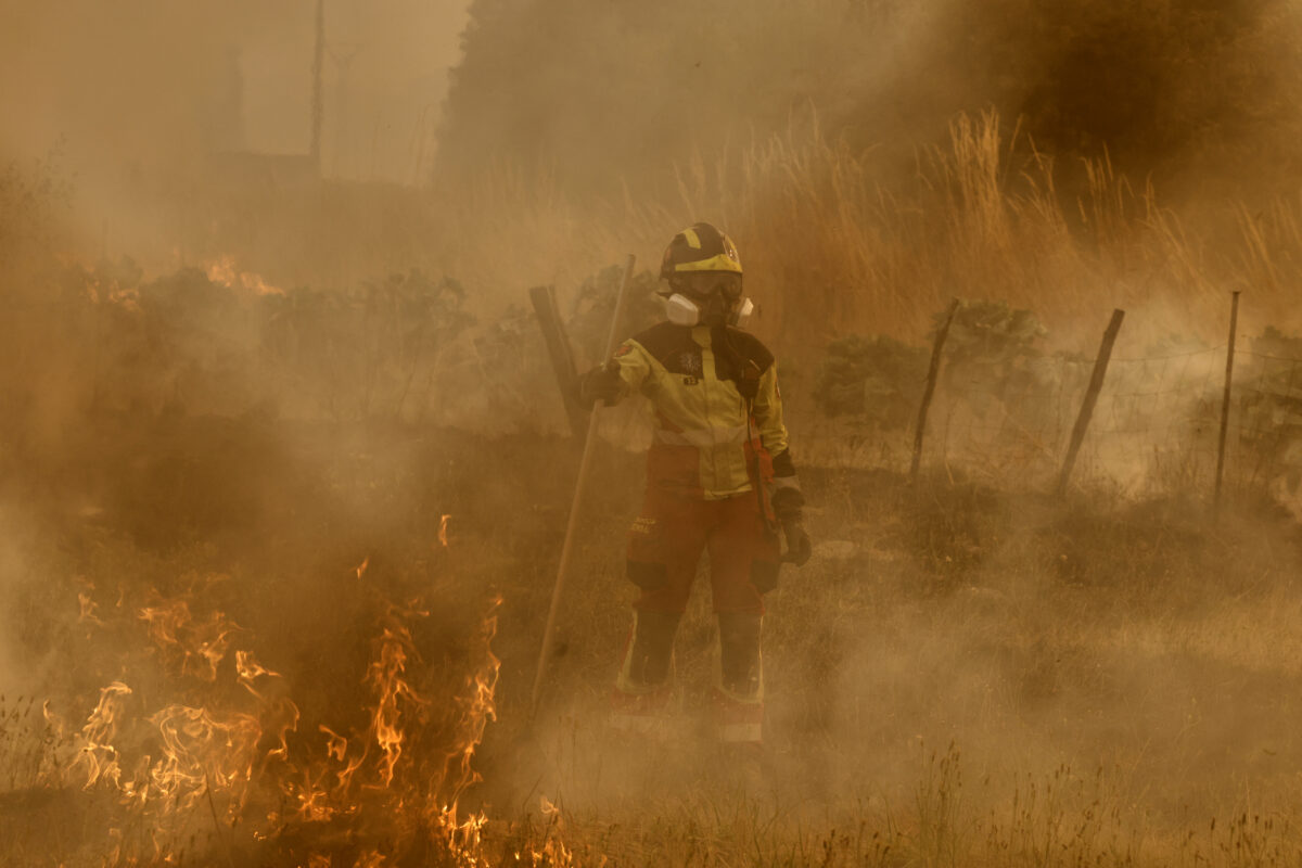 Spain, Governor of Andalusia: “12 dead in fire and 23 people unaccounted for”