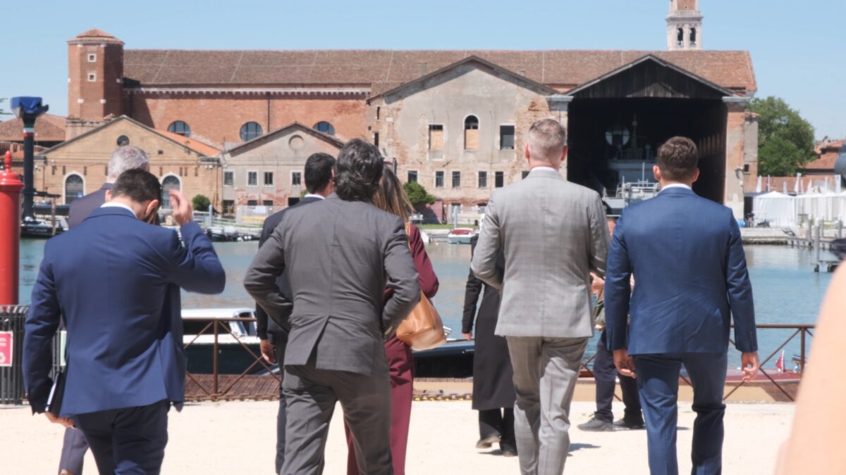 Venice Biennale, Cirielli (FdI): “Cutting EU funding is consistent with our stance on Russia”