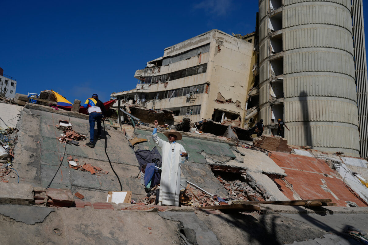 Venezuela: earthquake death toll rises to 5,208 Venezuela: earthquake death toll rises to 5,208