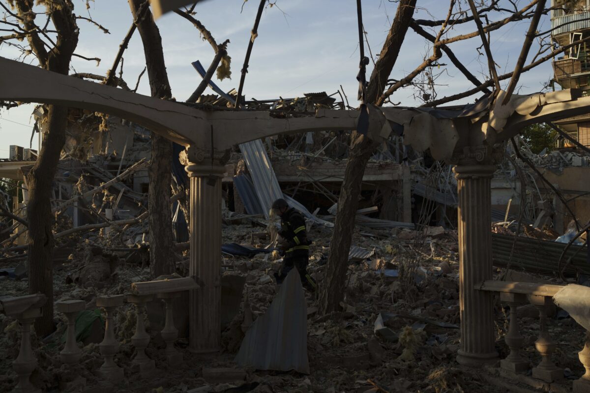 Ukraine: four civilians killed in attacks on Donetsk in the last 24 hours Ukraine: four civilians killed in attacks on Donetsk in the last 24 hours