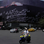 Iran, Tehran: ‘Ready to strike infrastructure and bridges across the region’