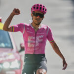 Tour de France: Carapaz wins the 18th stage
