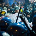 No Tav: at least 50 police officers and 7 Carabinieri injured during clashes