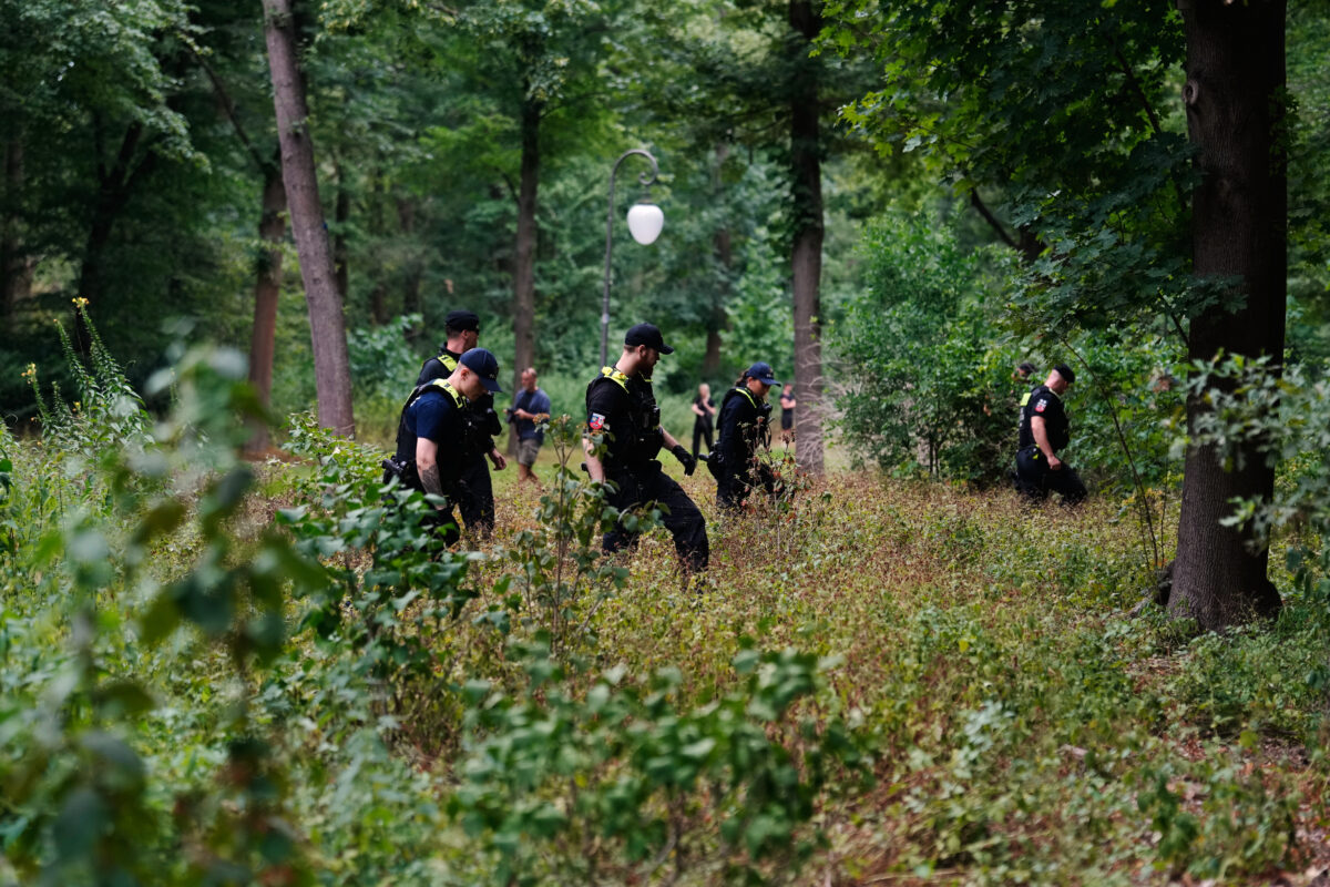 Berlin: media reports suggest suspected attacker killed in police operation Berlin: media reports suggest suspected attacker killed in police operation